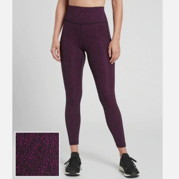 Athleta Ultimate Stash Pocket Textured 7/8 Tight - Picture 1 of 11
